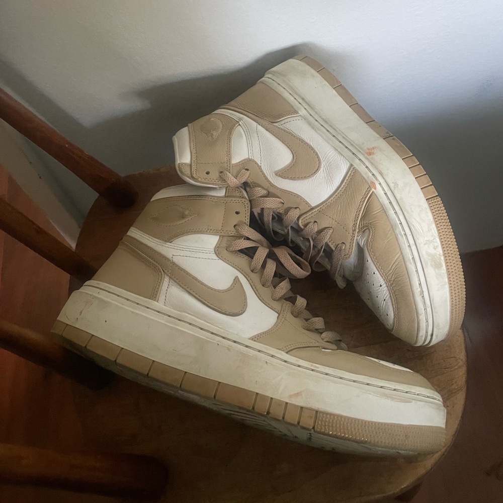 Nikes 10.5